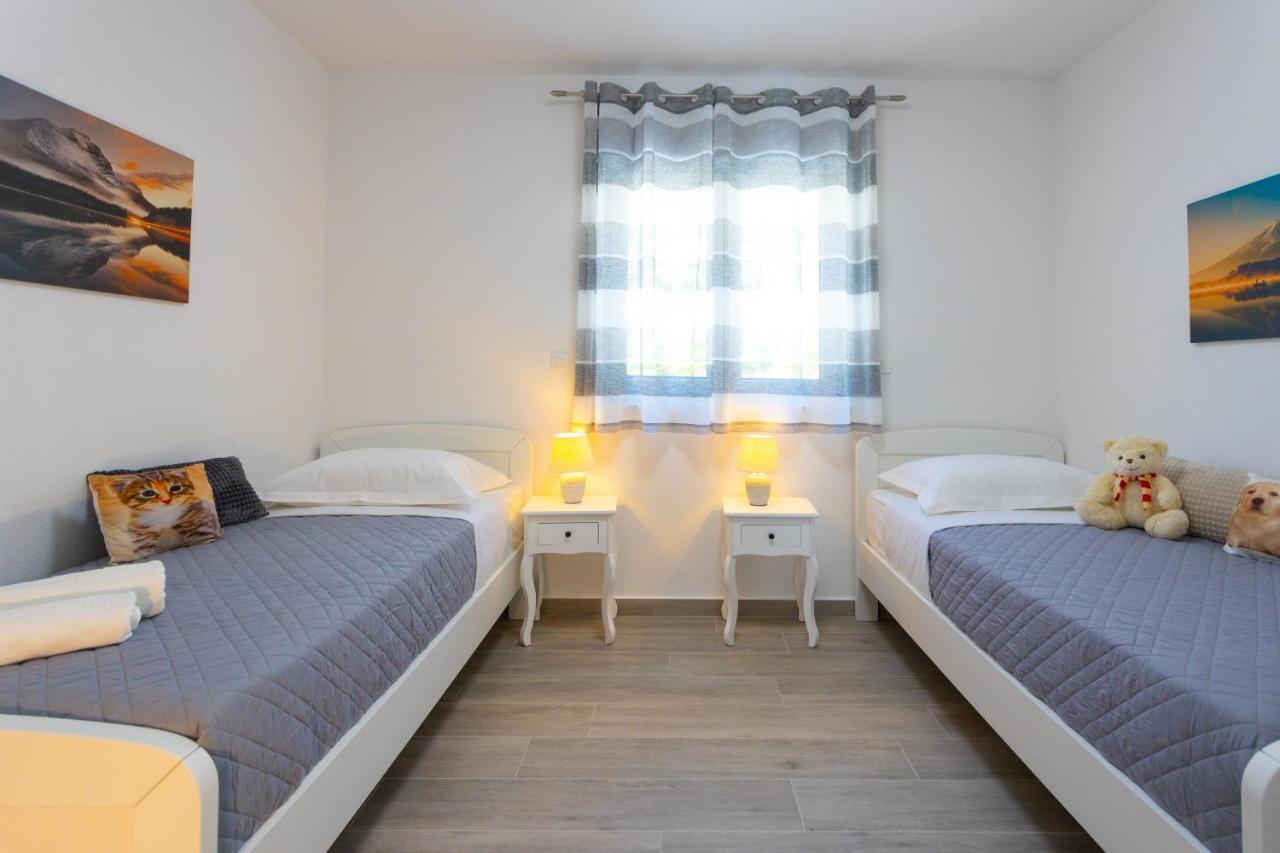 Apartments Jasa Deluxe Makarska Bagian luar foto