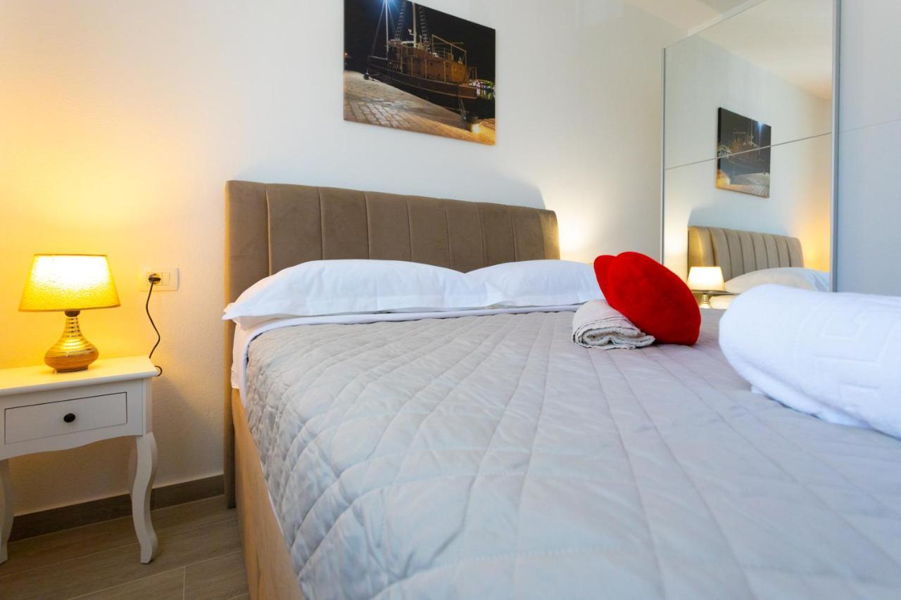 Apartments Jasa Deluxe Makarska Bagian luar foto